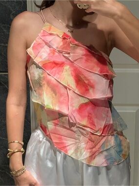One-Shoulder Watercolor Ruffle Tank Top in Pink